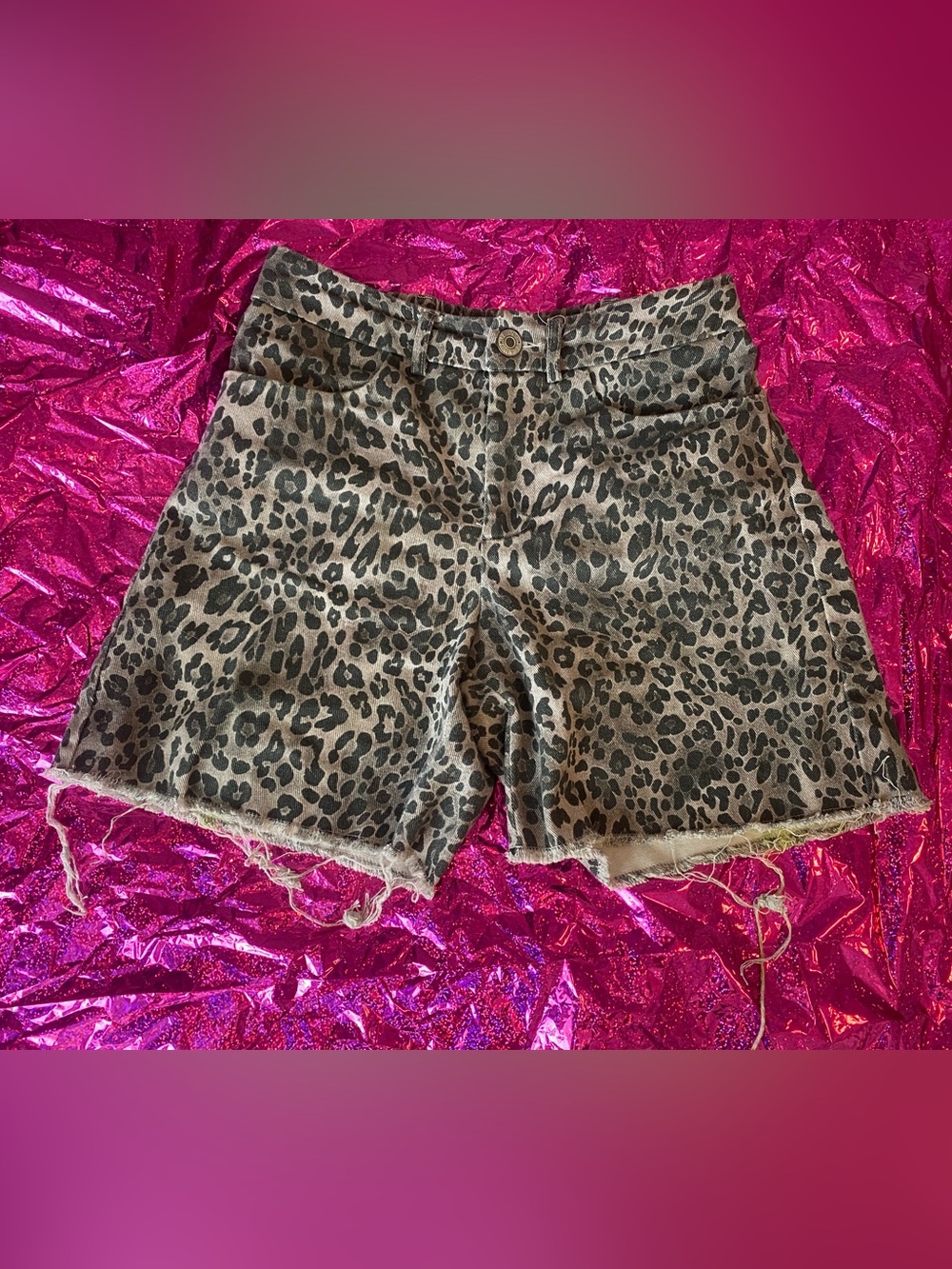 Women’s Grey & Black Cheetah Print High Rise Frayed Hem Shorts